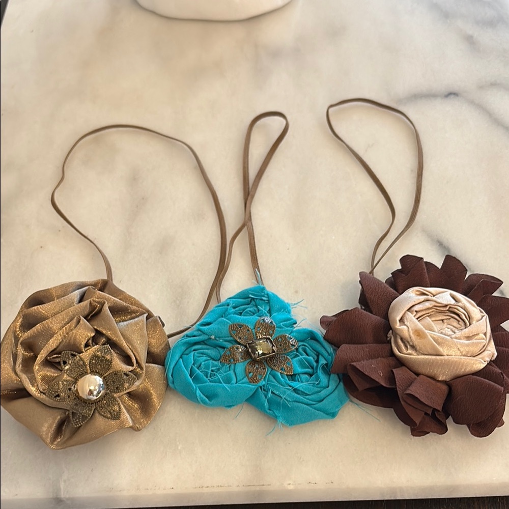 Gold and Blue Floral Hair Accessories Set